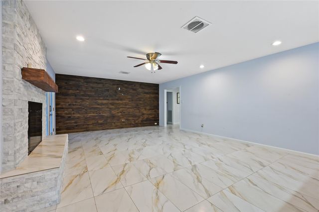 12018 Beinhorn Drive, Houston, TX 77065