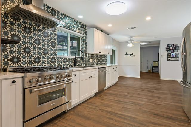12018 Beinhorn Drive, Houston, TX 77065