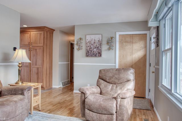 215 Sylvia Drive, Corunna, MI 48817