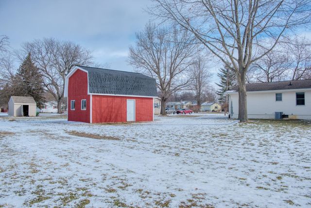 215 Sylvia Drive, Corunna, MI 48817