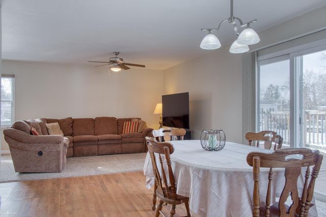 215 Sylvia Drive, Corunna, MI 48817