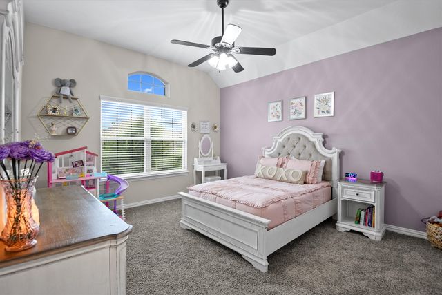 518 Dover Drive, Midlothian, TX 76065