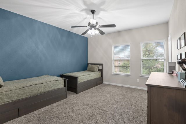 518 Dover Drive, Midlothian, TX 76065