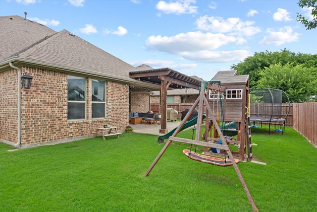 518 Dover Drive, Midlothian, TX 76065