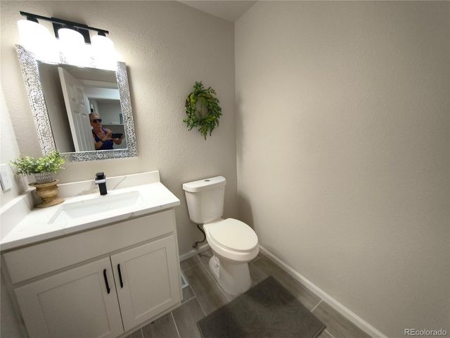 2358 Weatherstone Circle, Littleton, CO 80126