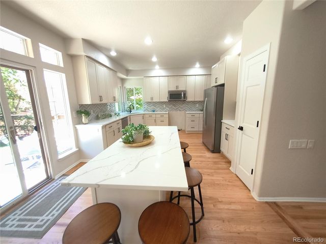 2358 Weatherstone Circle, Littleton, CO 80126