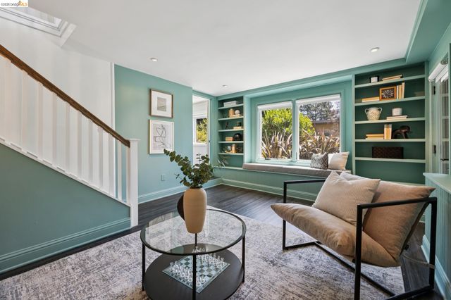7450 Terrace Dr, El Cerrito, CA 94530
