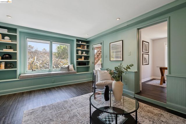 7450 Terrace Dr, El Cerrito, CA 94530