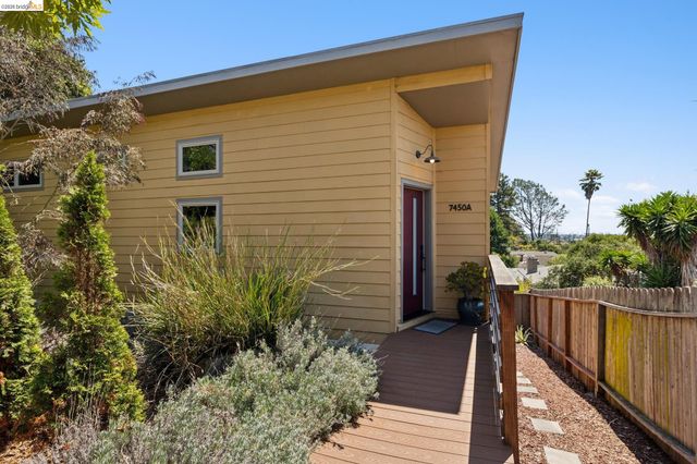 7450 Terrace Dr, El Cerrito, CA 94530