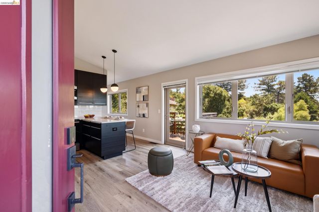 7450 Terrace Dr, El Cerrito, CA 94530