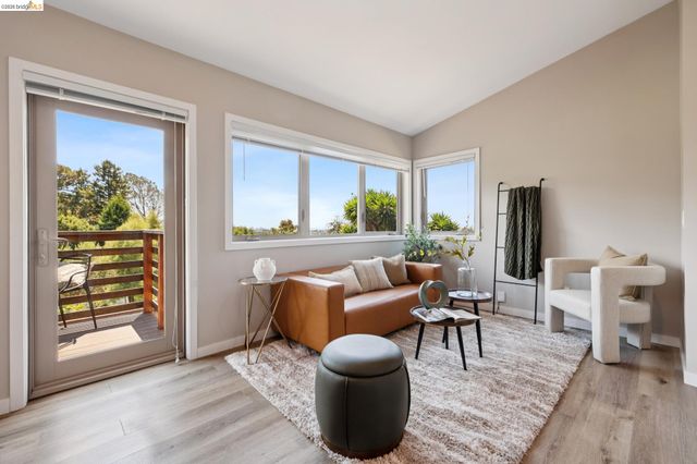 7450 Terrace Dr, El Cerrito, CA 94530