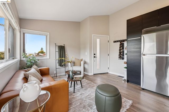 7450 Terrace Dr, El Cerrito, CA 94530