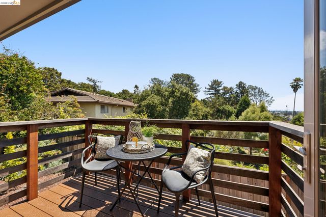 7450 Terrace Dr, El Cerrito, CA 94530