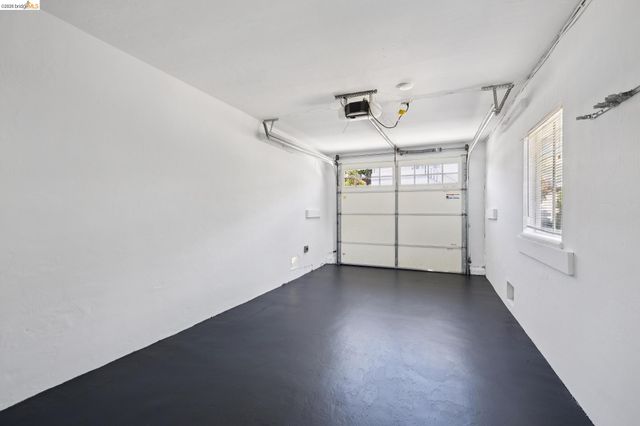 7450 Terrace Dr, El Cerrito, CA 94530