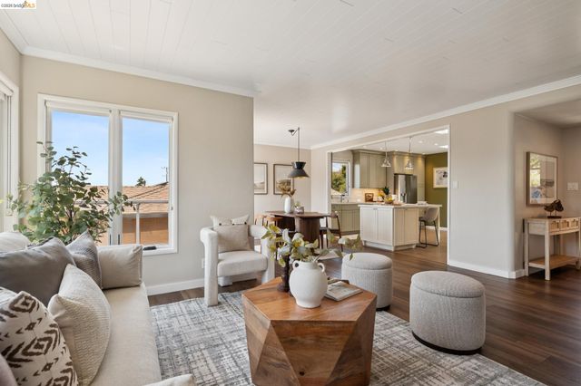 7450 Terrace Dr, El Cerrito, CA 94530