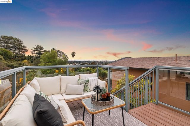 7450 Terrace Dr, El Cerrito, CA 94530