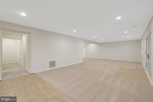 933 HOLLY CREEK DR, Great Falls, VA 22066