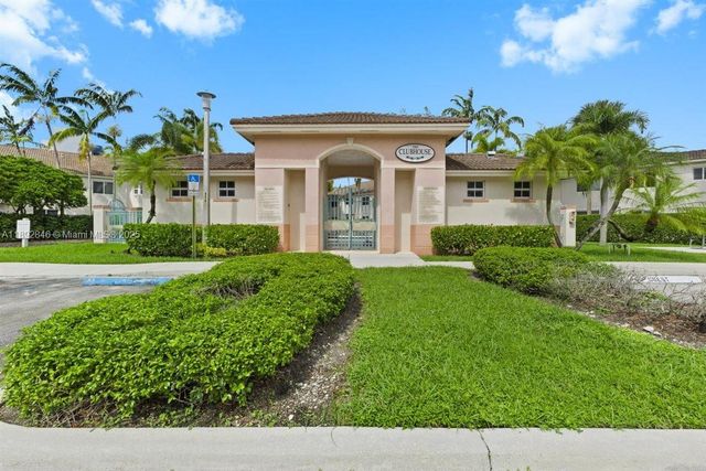 7780 NW 22nd Ct 201, Pembroke Pines, FL 33024