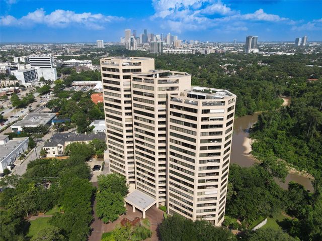 101 Westcott Street 802, Houston, TX 77007