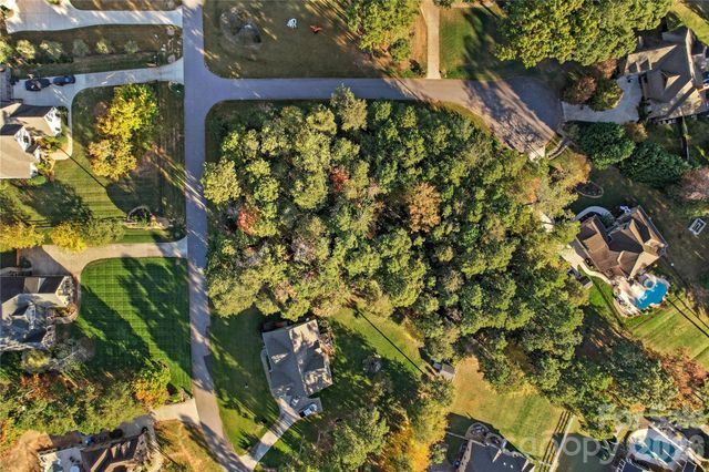 254 Woodstream Circle, Mooresville, NC 28117