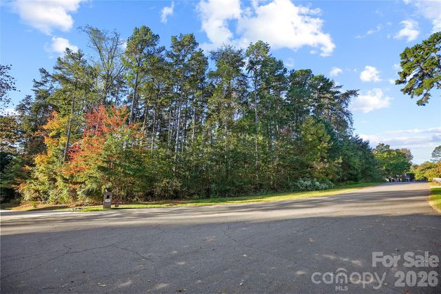 254 Woodstream Circle, Mooresville, NC 28117