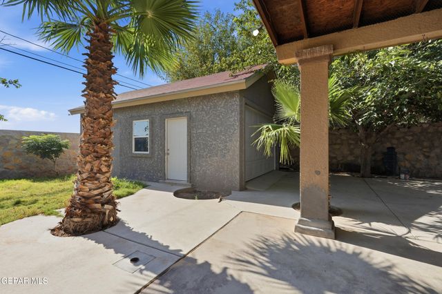 706 BLAKE Place, El Paso, TX 79928