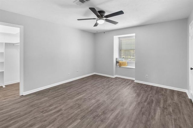 2719 Holcomb Road, Orange, TX 77632