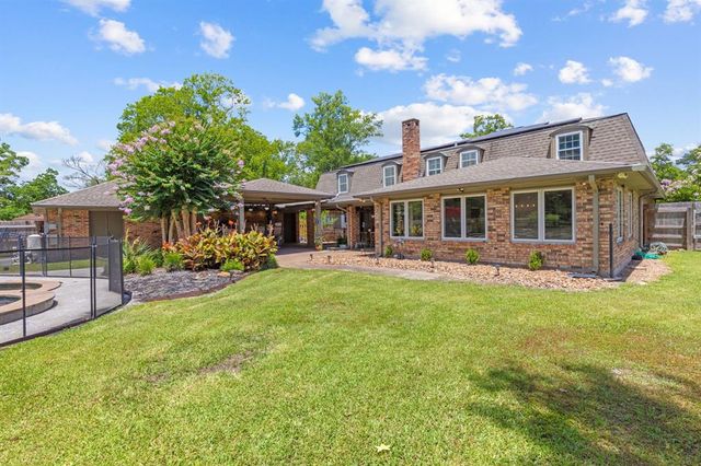 2719 Holcomb Road, Orange, TX 77632