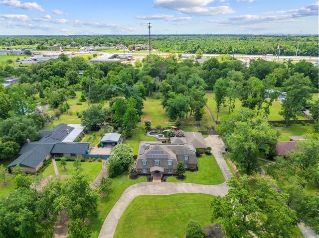 2719 Holcomb Road, Orange, TX 77632