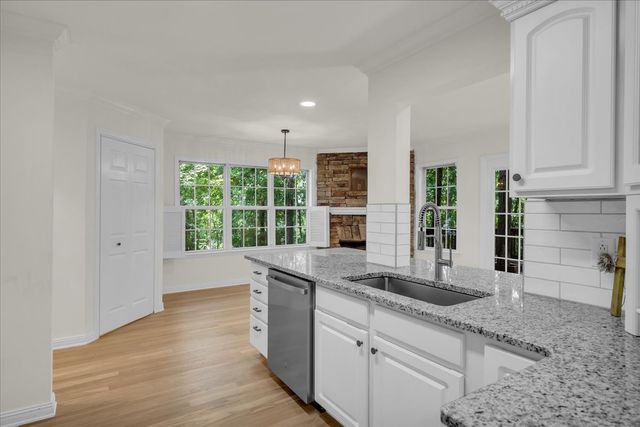 3701 Henricks Hill Dr, Smyrna, TN 37167