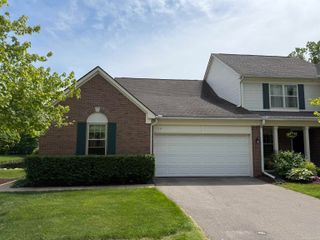 119 Pondview Court, Brighton, MI 48116
