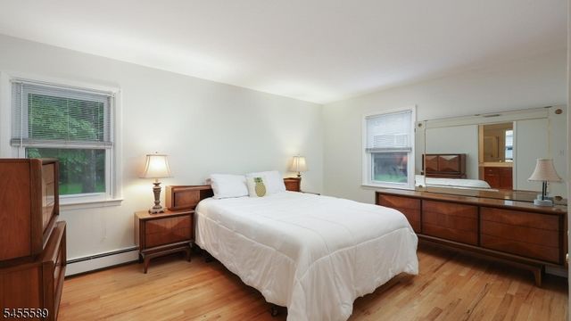 37 Ambar Pl, Bernardsville Boro, NJ 07924