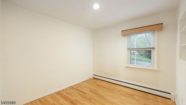 37 Ambar Pl, Bernardsville Boro, NJ 07924