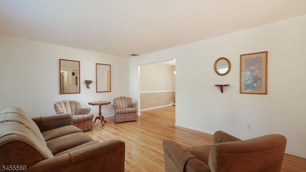 37 Ambar Pl, Bernardsville Boro, NJ 07924 — photo 4