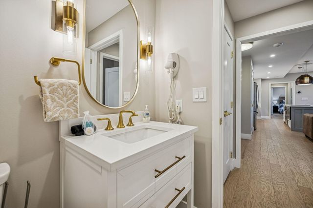 707 Georgia Avenue #302, Chattanooga, TN 37402