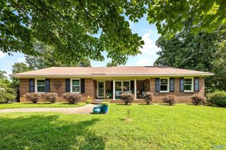 109 Laurel Oak Road, Huntsville, AL 35811