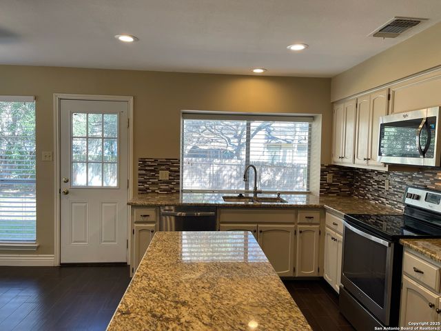 13731 Oak Pebble, San Antonio, TX 78232