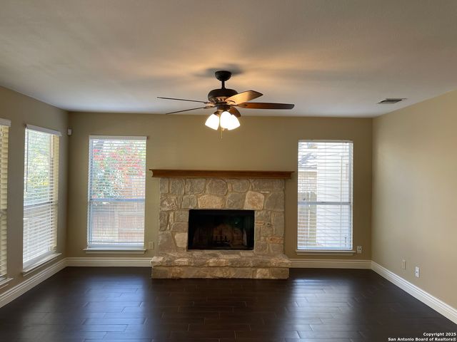 13731 Oak Pebble, San Antonio, TX 78232