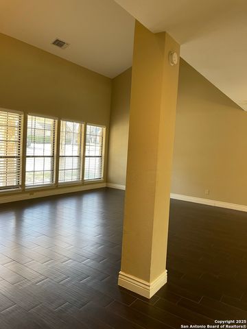 13731 Oak Pebble, San Antonio, TX 78232