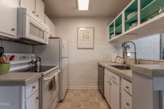 807 W Trinity Avenue 252, Durham, NC 27701