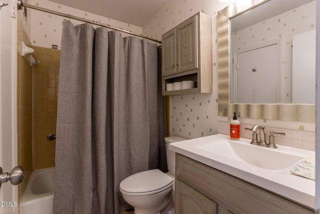 807 W Trinity Avenue 252, Durham, NC 27701