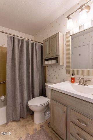 807 W Trinity Avenue 252, Durham, NC 27701