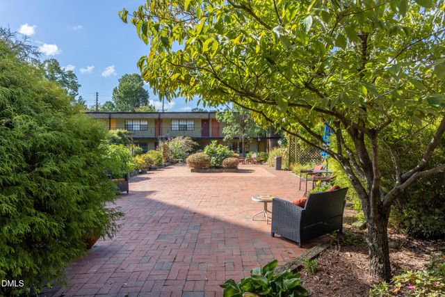 807 W Trinity Avenue 252, Durham, NC 27701