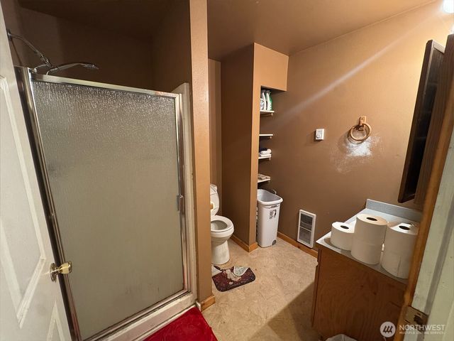 16491 E State Route 3, Allyn, WA 98524