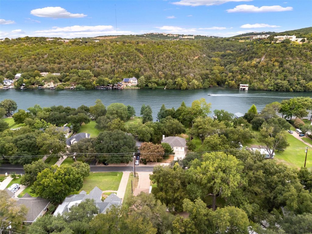 2602 Pearce RD, Austin, TX 78730