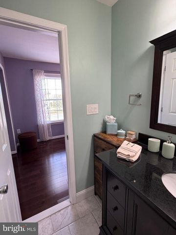 4795 S PARK CT, Woodbridge, VA 22193
