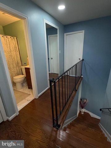 4795 S PARK CT, Woodbridge, VA 22193