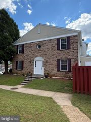 4795 S PARK CT, Woodbridge, VA 22193