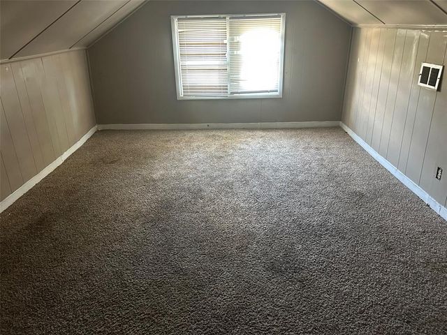 3838 Avondale Avenue, Northwoods, MO 63121