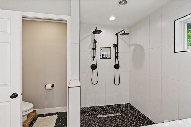 9300 86th Avenue NW, Gig Harbor, WA 98332